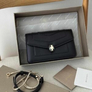 Buy Bvlgari Black Leather Serpenti Forever Small Chain Bag